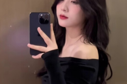 打假网红盯上李亚鹏指出他就是个老赖做公益的行为都是假的