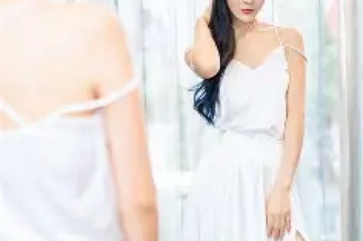 “假洋牌”优思益翻车事件：网红集体致歉背后的品牌包装术与流量陷阱